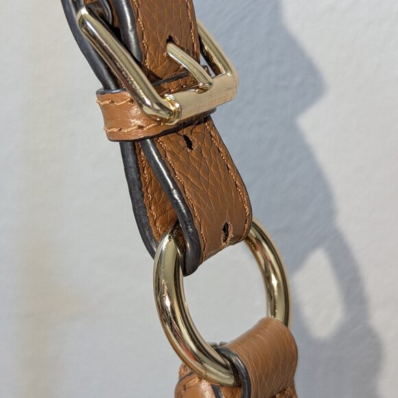 Michael Kors leather hobo shoulder bag. EUC! - Picture 3 of 7